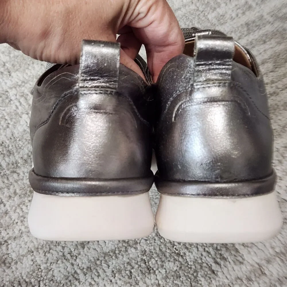 Softwalk women's Stella metallic sneakers shoes color platinum silver sz 9 WIDE